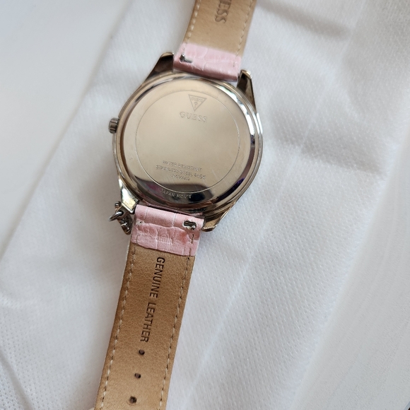 Guess U95140L1 Pink 'LOVE' Embellished Crystal Watch - Picture 5 of 6